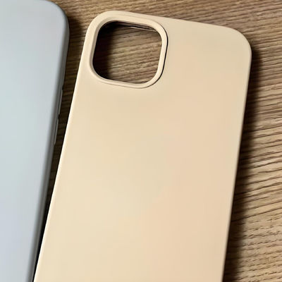 High Response Vertical Plastic Product Injection Molding Machine For Making Phone Cases