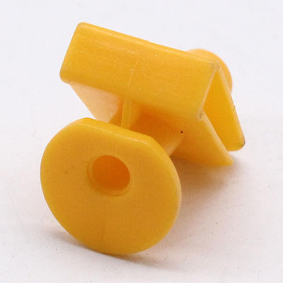 Vertical Single Slide Injection Molding Machine Making Vehicle Undertray Mount Clips