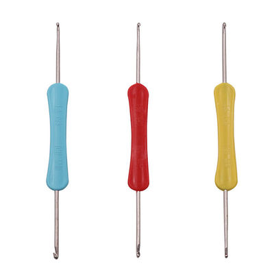 High Productivity Vertical High Speed Injection Molding Machine Making Crochet Hook